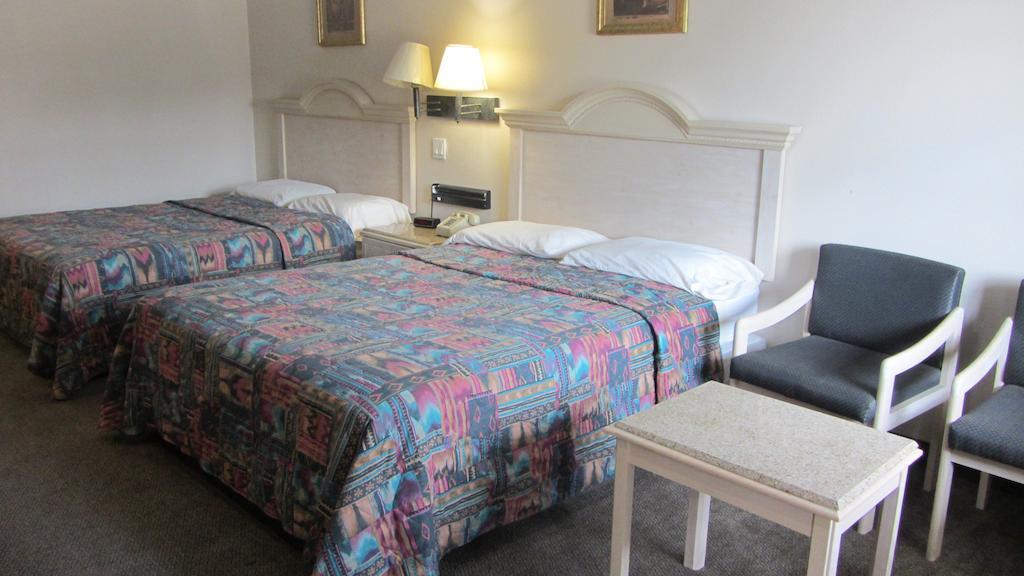 Camelot Inn & Suites Highway 290/Northwest Freeway Jersey Village 部屋 写真